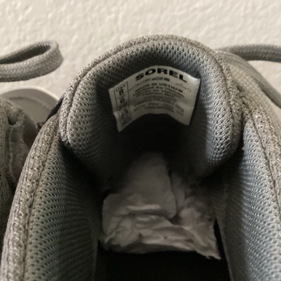 SOREL Out N About III Sneakers, size 8 - Picture 4 of 7